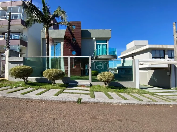 Casa com 3 Dormitórios - Lunardi Imóveis