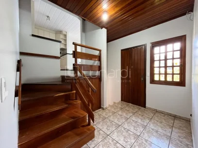 Casa com 3 Dormitórios - Miniatura - Lunardi Imóveis