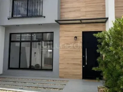 Sobrado com 3 Dormitórios - Lunardi Imóveis