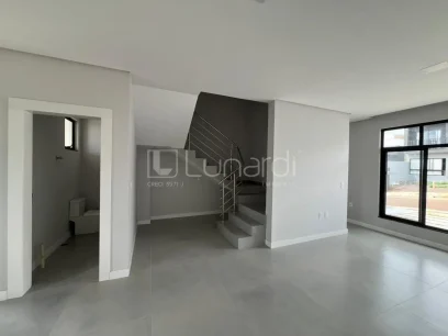 Sobrado com 3 Dormitórios - Miniatura - Lunardi Imóveis