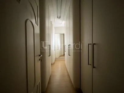 Apartamento com 4 Dormitórios - Miniatura - Lunardi Imóveis