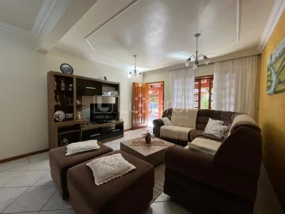 Casa com 4 Dormitórios - Miniatura - Lunardi Imóveis