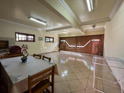 Casa com 4 Dormitórios - Miniatura - Lunardi Imóveis