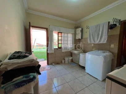 Casa com 4 Dormitórios - Miniatura - Lunardi Imóveis