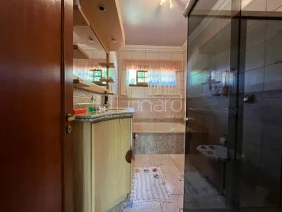 Casa com 4 Dormitórios - Miniatura - Lunardi Imóveis