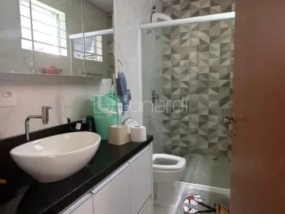 Casa com 2 Dormitórios - Miniatura - Lunardi Imóveis