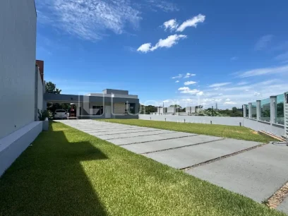 Casa com 2 Dormitórios - Miniatura - Lunardi Imóveis