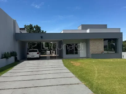 Casa com 2 Dormitórios - Miniatura - Lunardi Imóveis