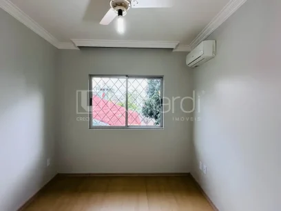 Casa com 3 Dormitórios - Miniatura - Lunardi Imóveis