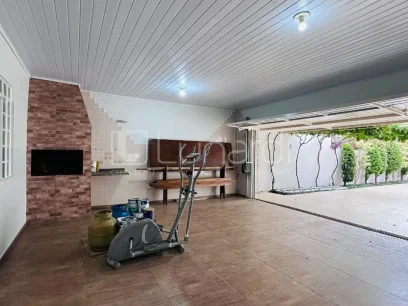 Casa com 3 Dormitórios - Miniatura - Lunardi Imóveis