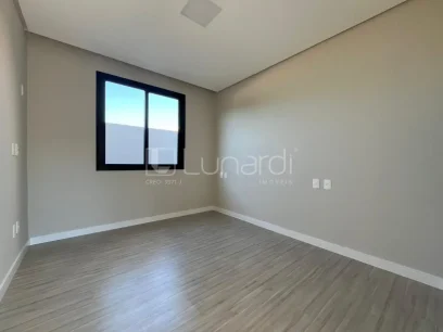 Casa com 3 Suítes - Miniatura - Lunardi Imóveis