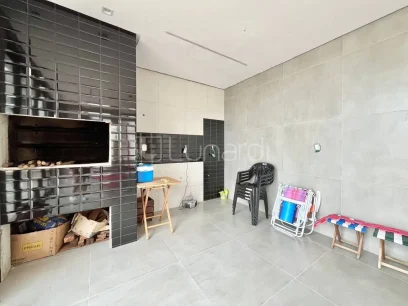 Casa com 3 Dormitórios - Miniatura - Lunardi Imóveis