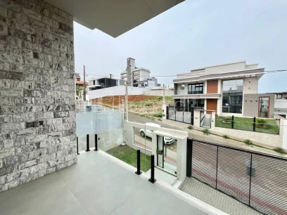 Casa com 3 Dormitórios - Miniatura - Lunardi Imóveis