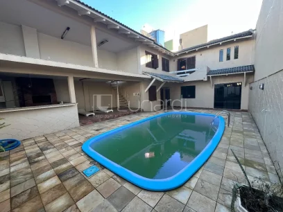 Casa com 3 Dormitórios - Miniatura - Lunardi Imóveis