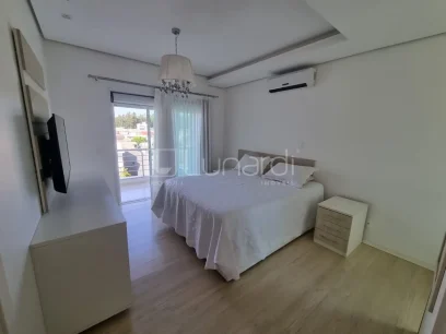 Casa com 3 Dormitórios - Miniatura - Lunardi Imóveis