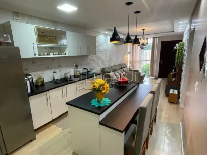 Casa com 2 Dormitórios - Miniatura - Lunardi Imóveis