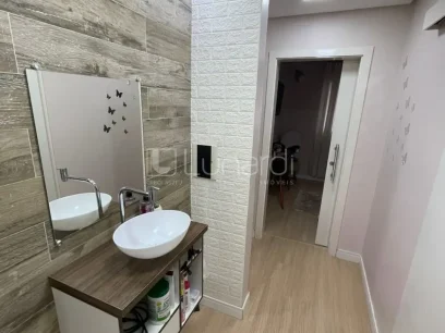 Casa com 2 Dormitórios - Miniatura - Lunardi Imóveis