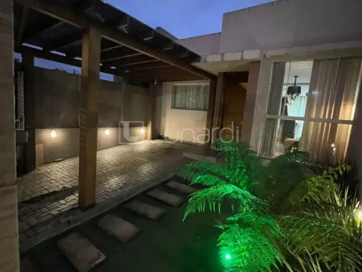 Casa com 2 Dormitórios - Miniatura - Lunardi Imóveis