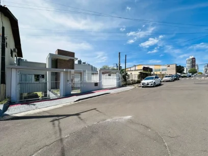 Casa com 3 Dormitórios - Miniatura - Lunardi Imóveis