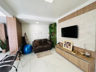 Casa com 3 Dormitórios - Miniatura - Lunardi Imóveis