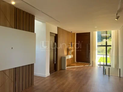 Casa em Condomínio com 3 Dormitórios - Miniatura - Lunardi Imóveis