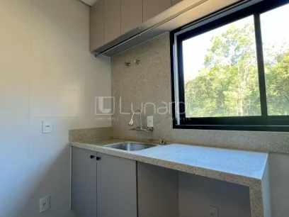 Casa em Condomínio com 3 Dormitórios - Miniatura - Lunardi Imóveis