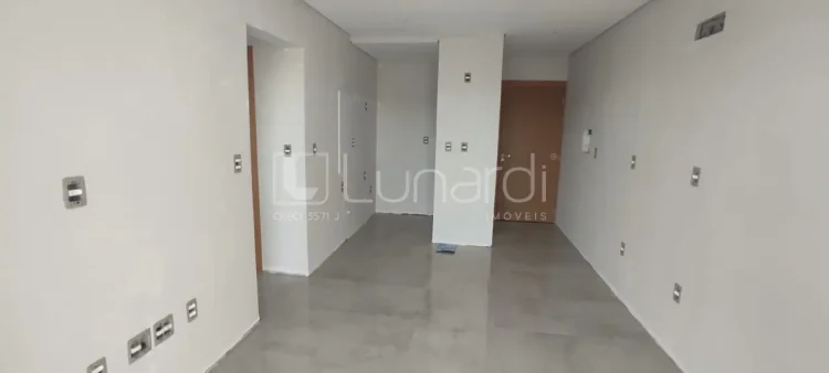 Apartamento com 2 Dormitórios - Lunardi Imóveis