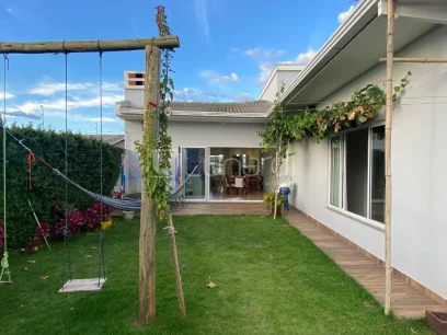 Casa com 3 Dormitórios - Miniatura - Lunardi Imóveis