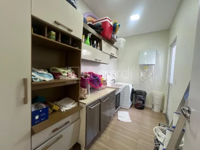 Casa com 3 Dormitórios - Miniatura - Lunardi Imóveis