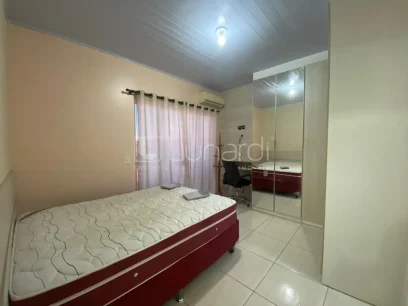 Casa com 3 Dormitórios - Miniatura - Lunardi Imóveis