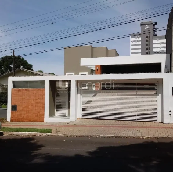 Casa com 3 Dormitórios - Lunardi Imóveis