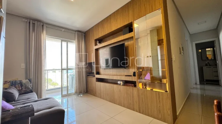 Apartamento com 2 Dormitórios - Lunardi Imóveis