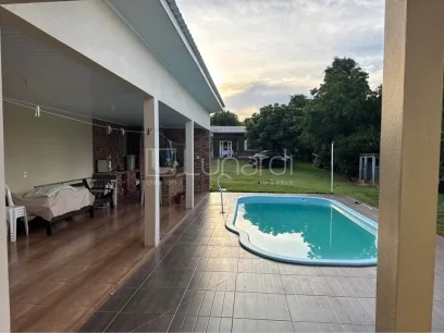 Casa com 3 Dormitórios - Miniatura - Lunardi Imóveis