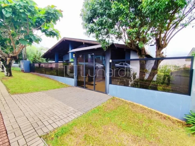 Casa com 3 Dormitórios - Lunardi Imóveis