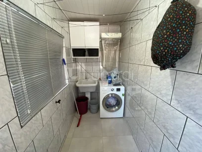 Casa com 2 Dormitórios - Miniatura - Lunardi Imóveis