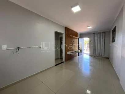 Casa com 2 Dormitórios - Miniatura - Lunardi Imóveis