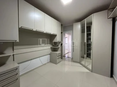 Casa com 2 Dormitórios - Miniatura - Lunardi Imóveis