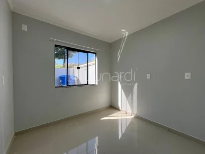 Casa com 2 Dormitórios - Miniatura - Lunardi Imóveis