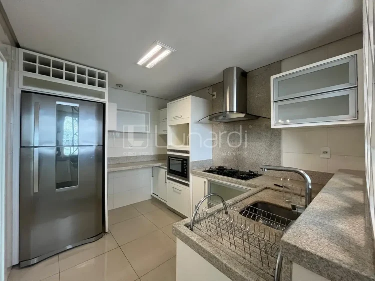 Apartamento com 3 Dormitórios - Lunardi Imóveis