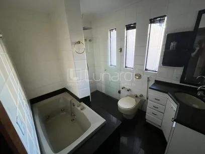 Casa com 3 Dormitórios - Miniatura - Lunardi Imóveis