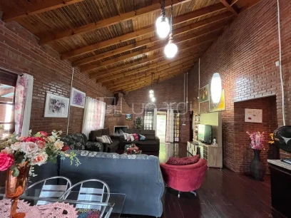 Casa com 3 Dormitórios - Miniatura - Lunardi Imóveis