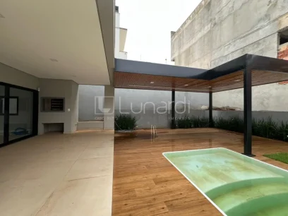 Casa com 4 Suítes - Miniatura - Lunardi Imóveis