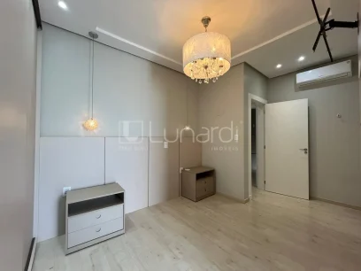 Casa com 3 Dormitórios - Miniatura - Lunardi Imóveis