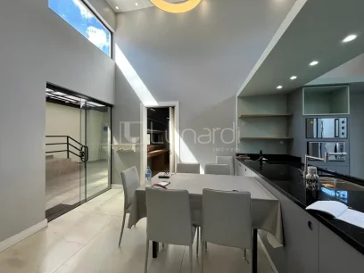 Casa com 3 Dormitórios - Miniatura - Lunardi Imóveis