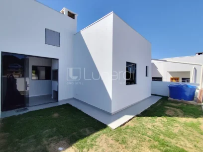 Casa com 3 Dormitórios - Miniatura - Lunardi Imóveis