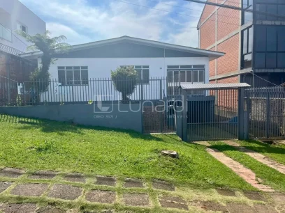 Casa com 3 Dormitórios - Lunardi Imóveis