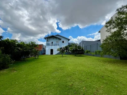 Casa com 4 Dormitórios - Miniatura - Lunardi Imóveis