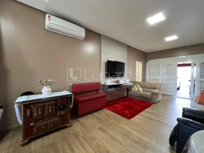 Casa com 4 Dormitórios - Miniatura - Lunardi Imóveis