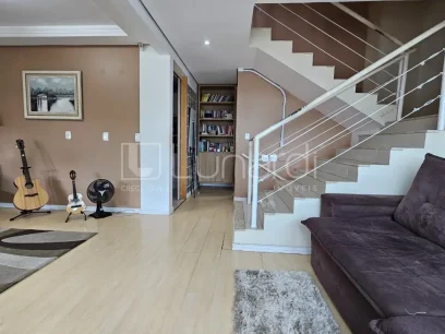 Casa com 2 Dormitórios - Miniatura - Lunardi Imóveis