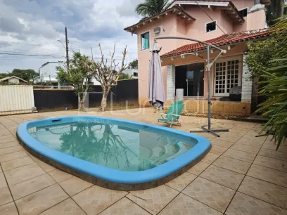 Casa com 2 Dormitórios - Miniatura - Lunardi Imóveis